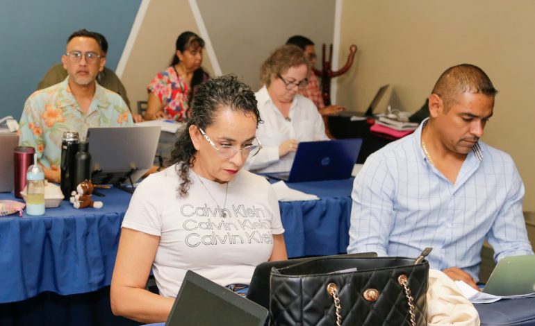 Formación continua para docentes sin precedente en Michoacán: SEE