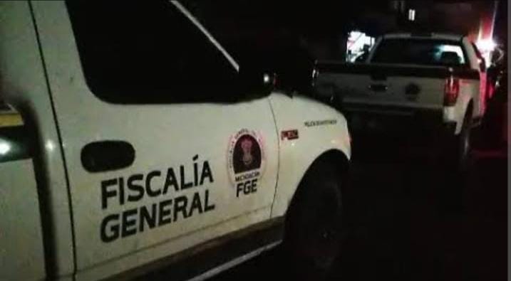 Se localizaron al interior de un domicilio los cadáveres de una mujer y sus dos hijos menores