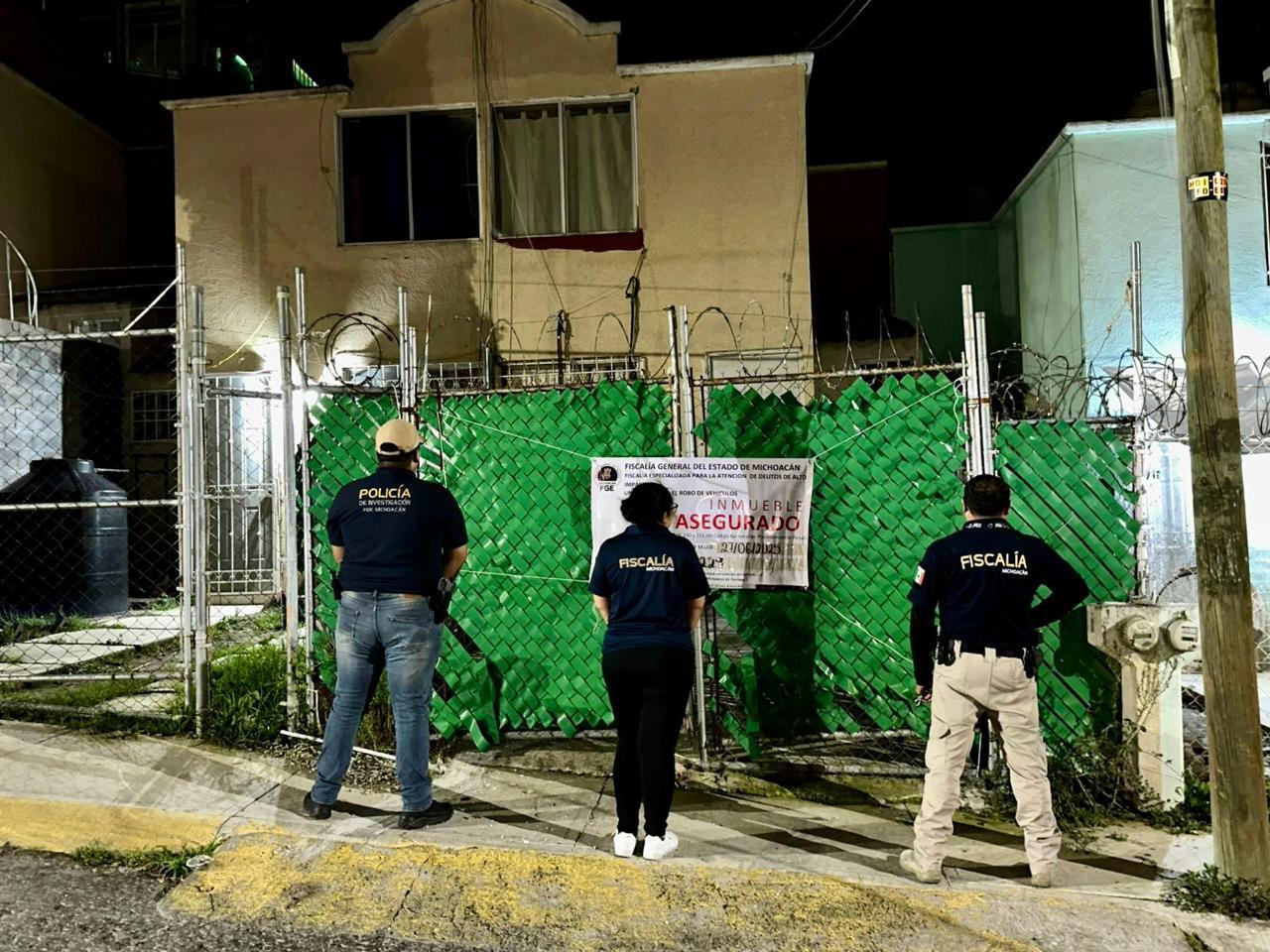 Recupera FGE motocicleta y vehículo tras catear un inmueble en el fraccionamiento Galaxia, en Tarímbaro