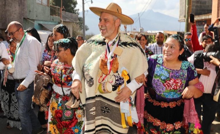 Respaldo total a autonomía de las comunidades de Crescencio Morales y Jarácuaro: Bedolla.