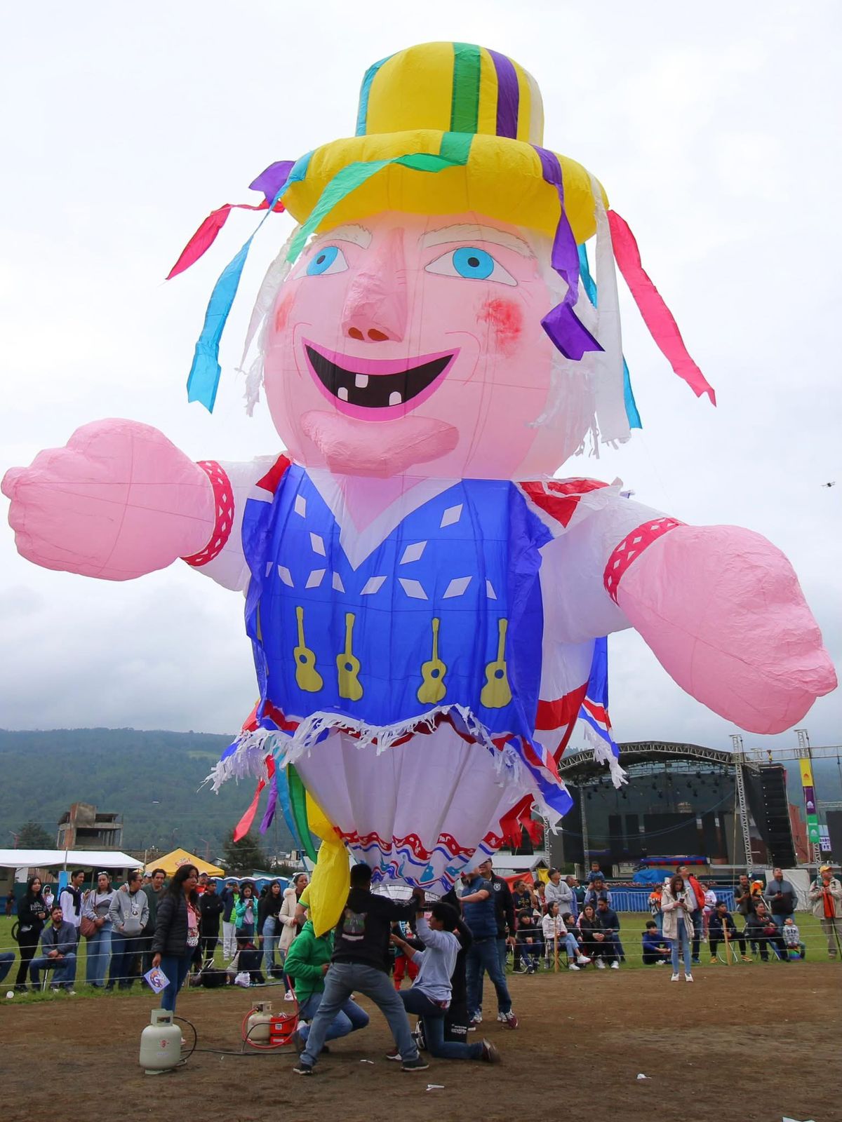 El Festival Cantoya, Fiesta y Color despega en el cielo de Paracho: Sectur.