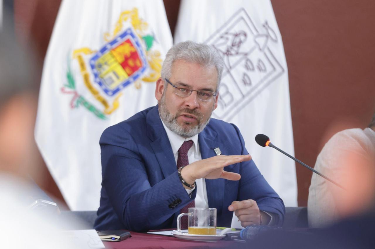 Bedolla celebra detención de tercer implicado en homicidio de normalista.
