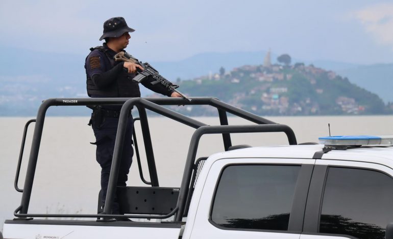 Permanentes los patrullajes terrestres, aéreos y acuáticos en lago de Pátzcuaro: SSP.