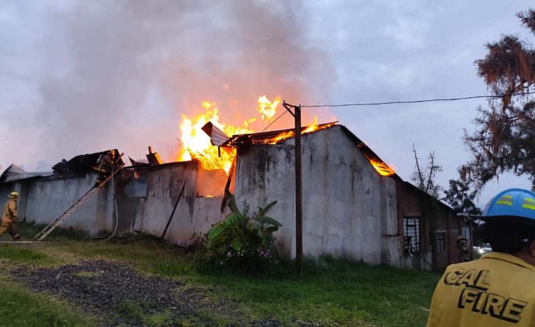 Incendio en Bodega de Morelia: Sin Víctimas, Solo Daños Materiales.