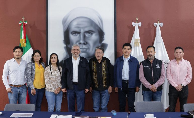 Avanza en Michoacán programa de Vivienda para el Bienestar: Bedolla.