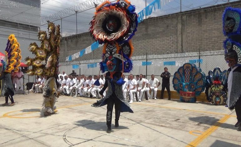 Danza de los Tlahualiles visita el penal de Sahuayo
