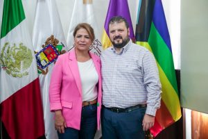 Se reúnen diputada Fabiola Alanís y secretario Raúl Zepeda