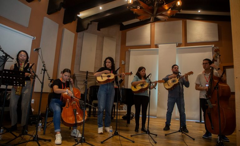 Secum fortalece música michoacana con Sonopedia
