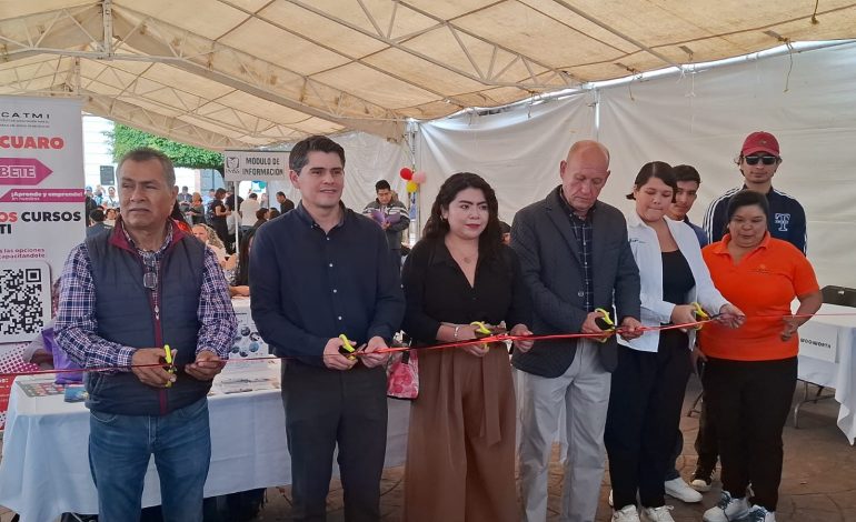Toño Ixtláhuac, inaugura tercera Feria del Empleo en Zitácuaro, mas de 200 vacantes