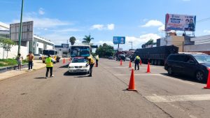 ITransporte realiza operativo de revisión al transporte público en Zamora