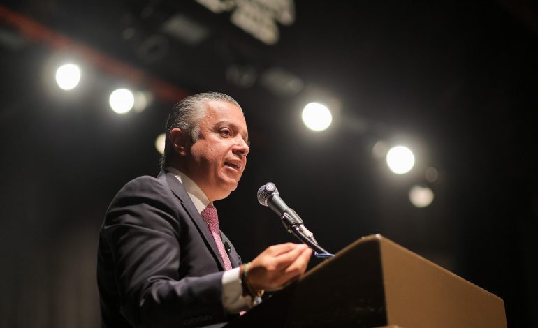 Gobierno de Michoacán pagará con puntualidad la quincena 94: Navarro García