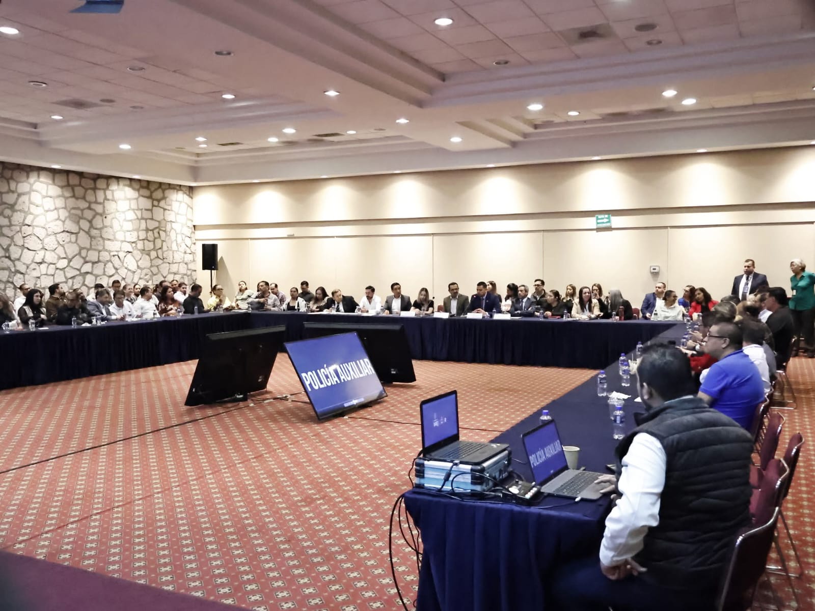 Policía Auxiliar optimiza estrategias de seguridad con dependencias del estado