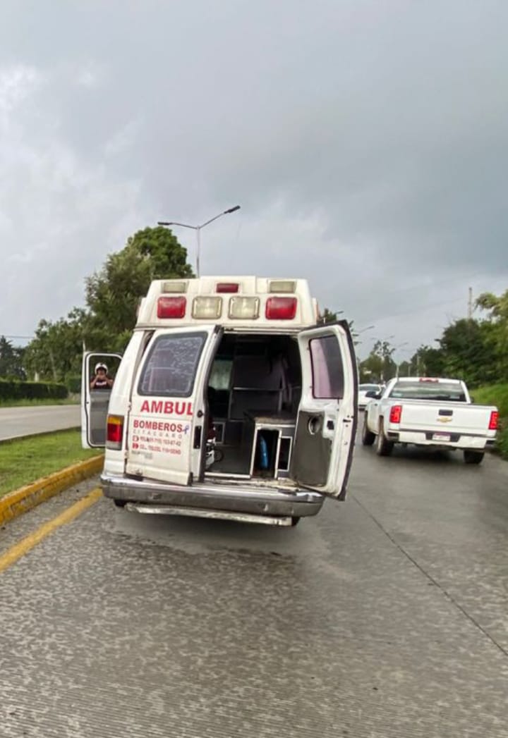 Choque en El Polvorín deja a un motociclista gravemente herido.