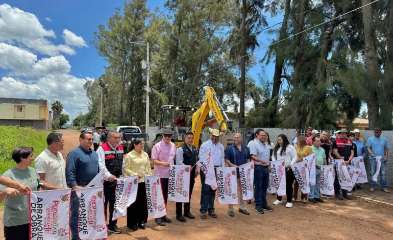 Inicia obra de pavimentación para fortalecer infraestructura del Cecytem Puruándiro
