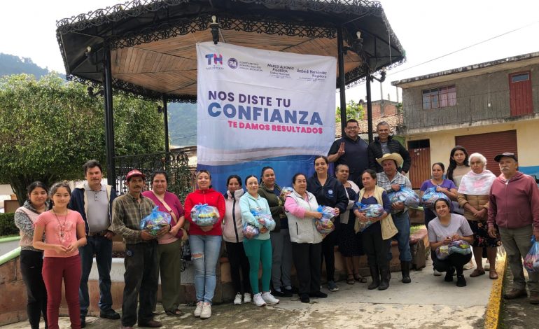 Entrega diputada Tere Herrera apoyos alimentarios a familias hidalguenses
