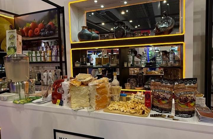 Sedeco impulsa Michoacán de Origen en expo hotelera y restaurantera