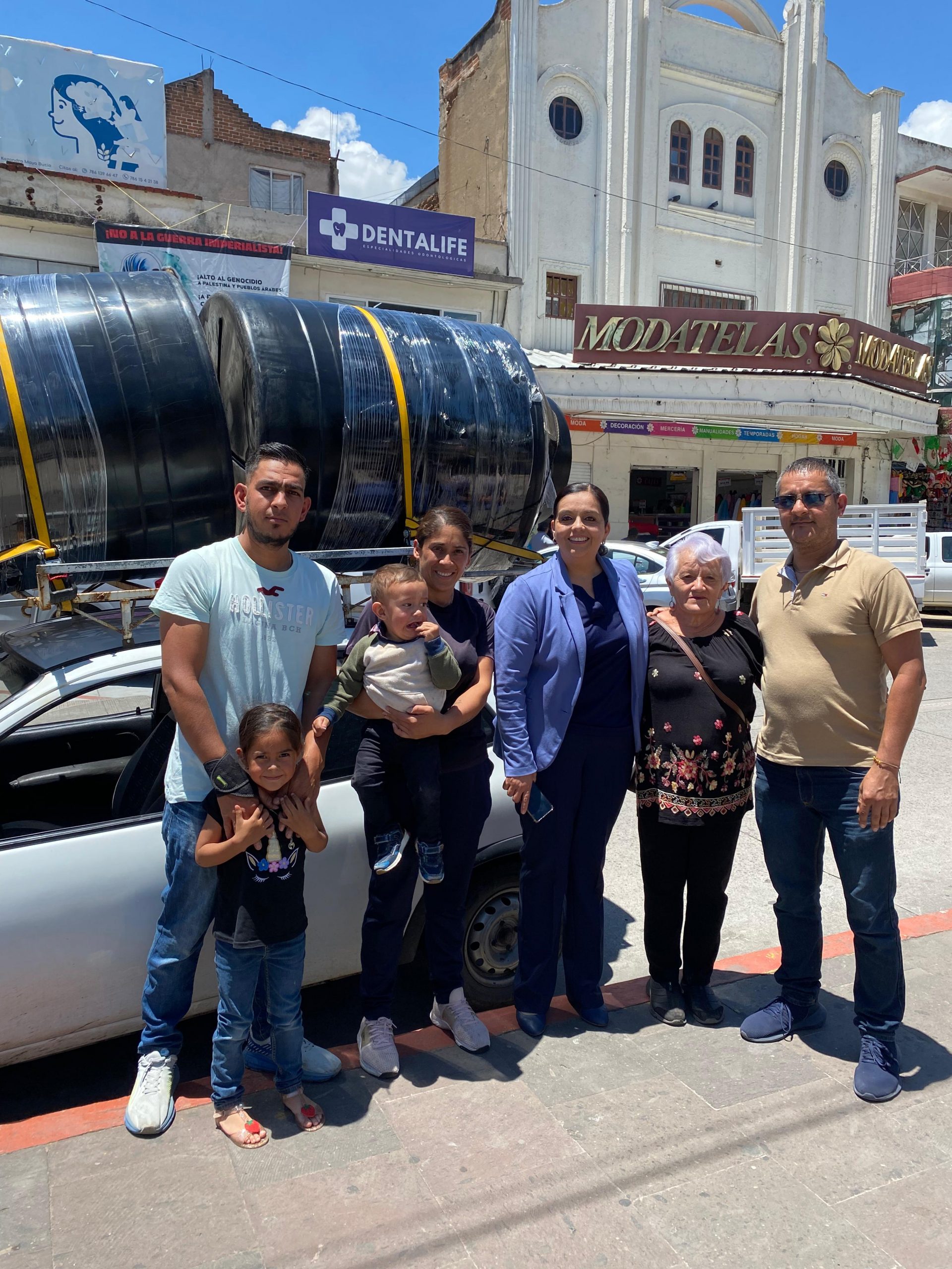 Realiza diputada Tere Herrera tercera entrega del programa Apoyo a la Vivienda