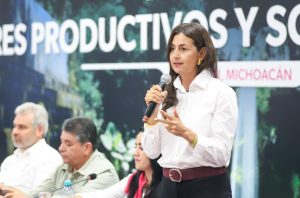 Uruapan, alta prioridad en Educación: Gabriela Molina