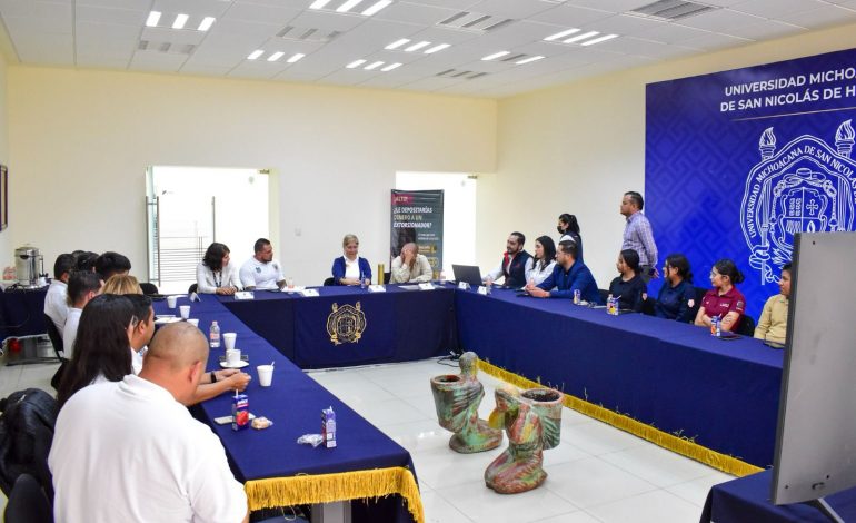 Capacita FGE a personal y estudiantes de la UMSNH en materia de prevención de extorsión