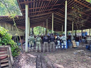 FGR ASEGURA APROXIMADAMENTE 900 KILOGRAMOS DE METANFETAMINA