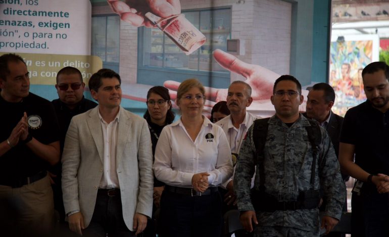 En Feria de seguridad realizada en Zitácuaro, realiza FGE jornada informativa para la prevención de la extorsión