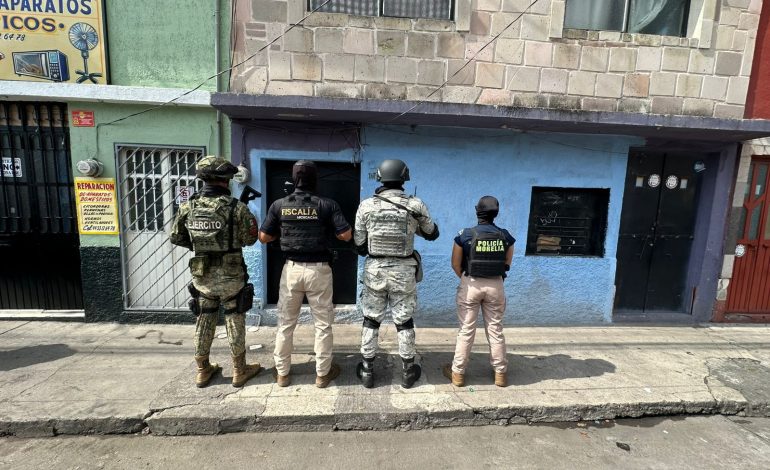 Asegura FGE 950 dosis de metanfetamina y detiene a dos personas durante cateo