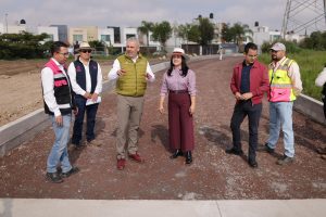Bedolla supervisa obra de concreto hidráulico en av. Amalia Solórzano; durará más de 5 décadas