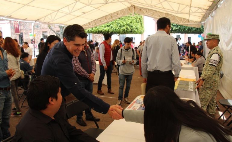 Toño Ixtláhuac impulsa oportunidades laborales con la Tercera Feria del Empleo en Zitácuaro
