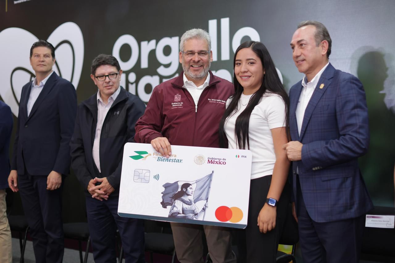 Bedolla y Federación unen esfuerzos por la comunidad migrante.
