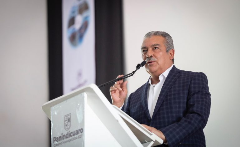 Gestiona Raúl Morón mejores condiciones para municipios de Michoacán