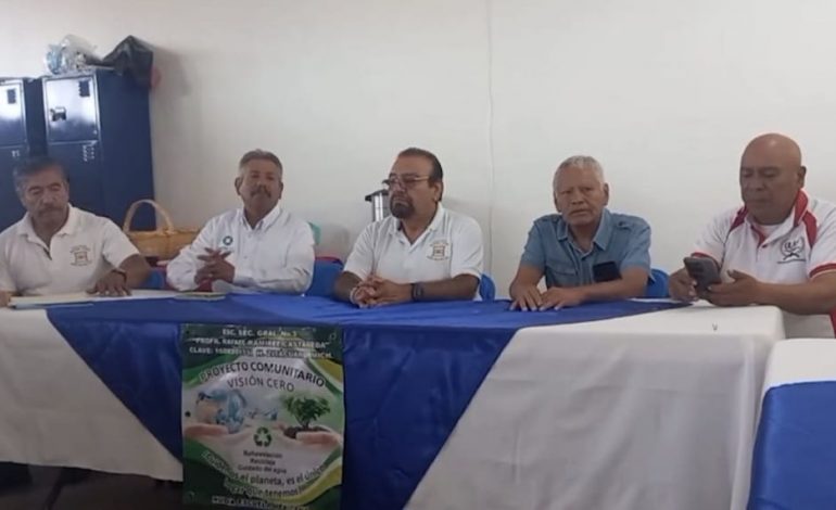 Estudiantes de secundaria lideran campaña para sembrar 10 mil árboles en Zitácuaro.