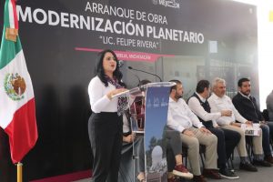 Con modernización, acaba rezago científico en el Planetario de Morelia: Gladyz Butanda.