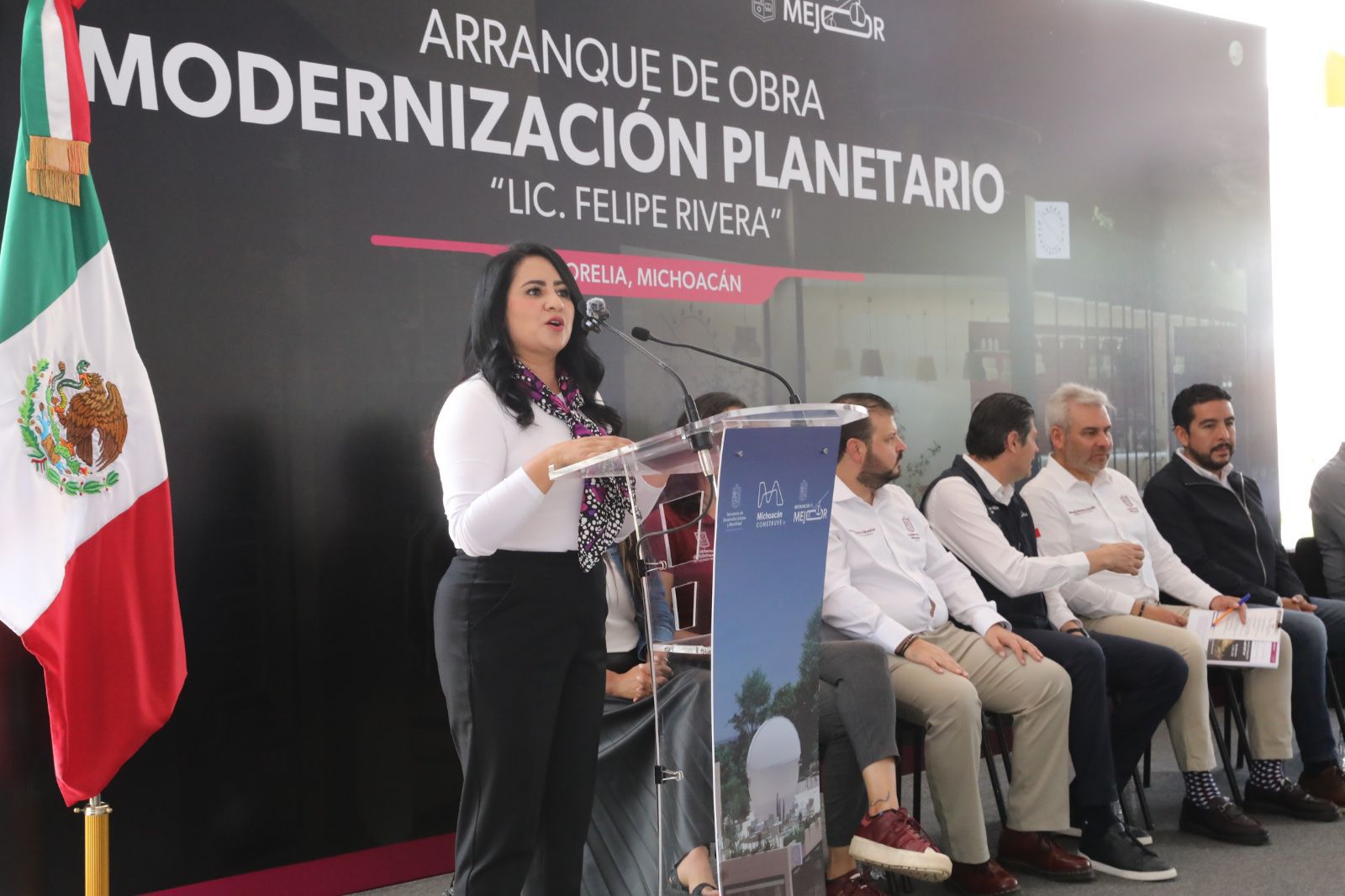 Con modernización, acaba rezago científico en el Planetario de Morelia: Gladyz Butanda.