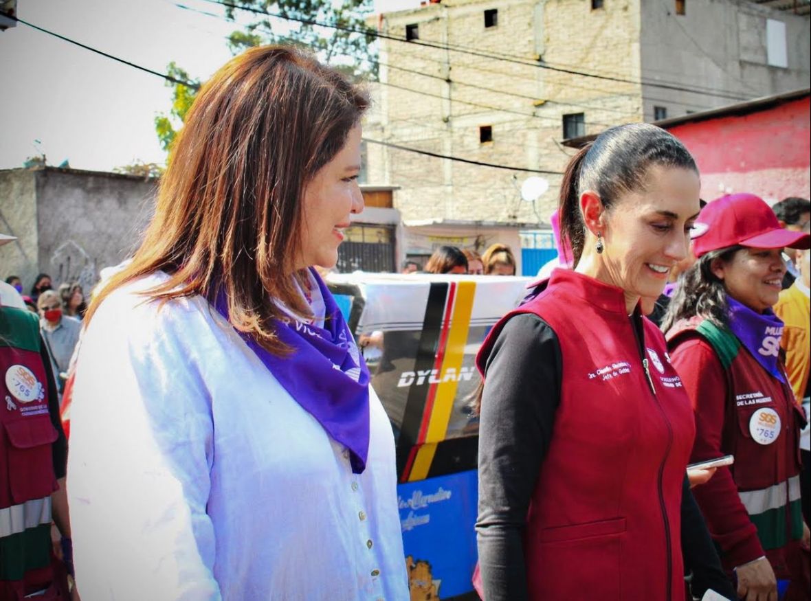 Fabiola Alanís felicita a la presidenta Claudia Sheinbaum por su primer informe de gobierno