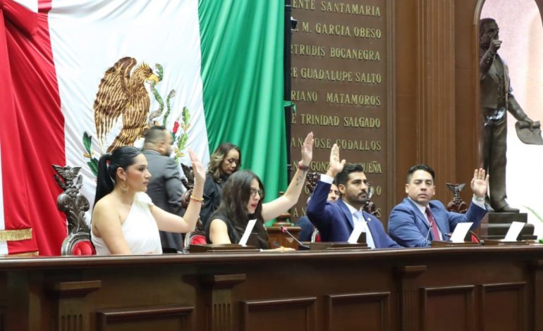 Presidencia del Congreso presenta informe del Primer Año Legislativo