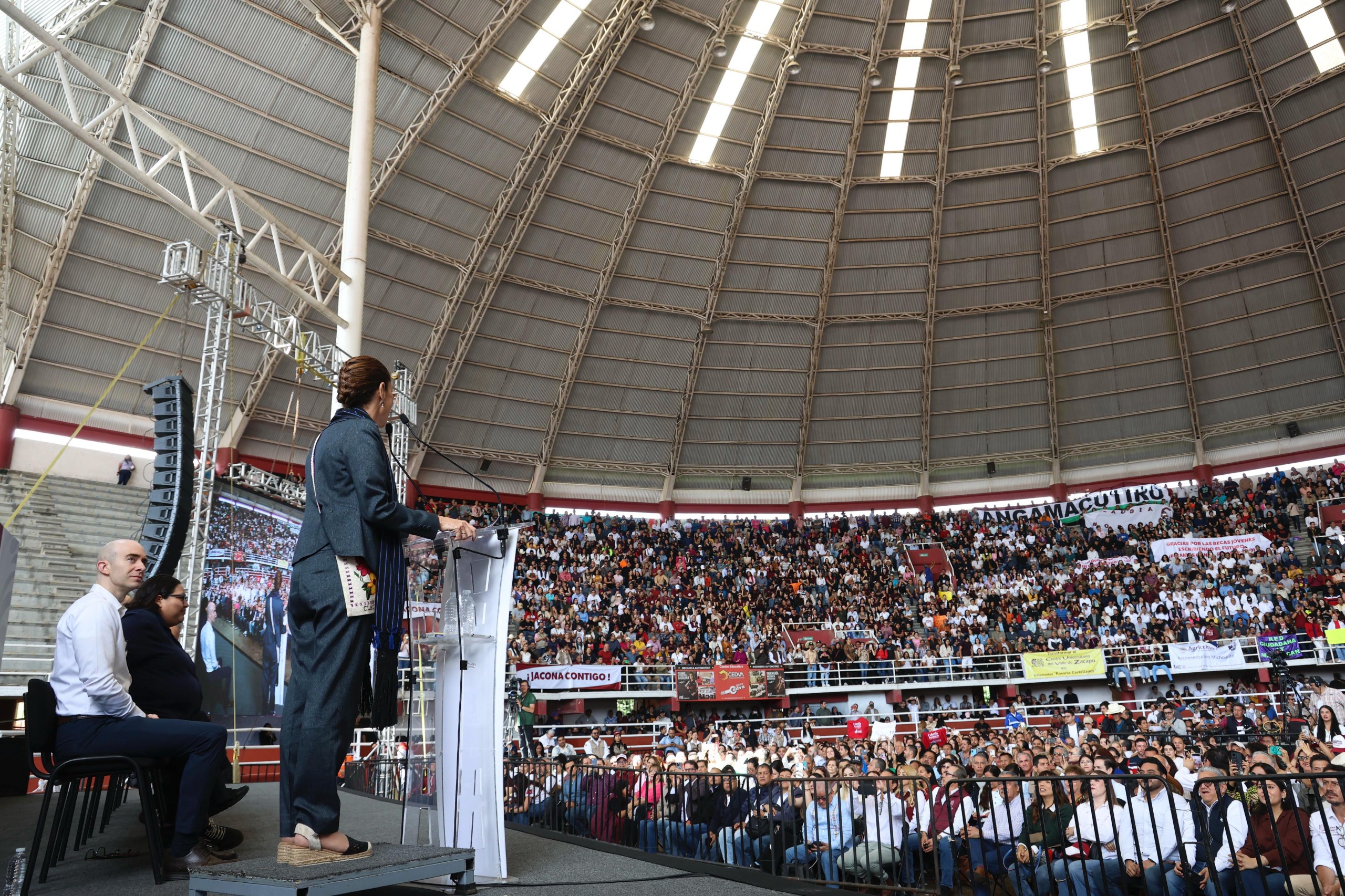 FIN DE SEMANA HISTÓRICO: 100 MIL PERSONAS RECIBIERON A LA PRESIDENTA CLAUDIA SHEINBAUM EN PUEBLA, TLAXCALA, HIDALGO, SAN LUIS POTOSÍ, QUERÉTARO, MICHOACÁN Y EL ESTADO DE MÉXICO
