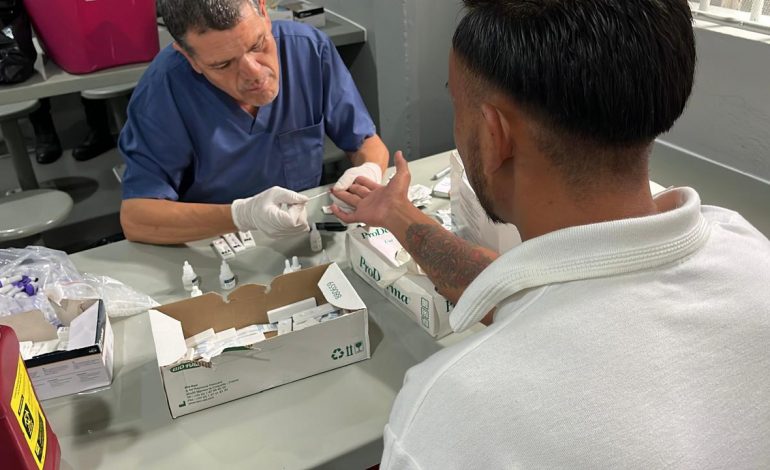 Atienden jornadas médicas a cientos de internos en cinco penales