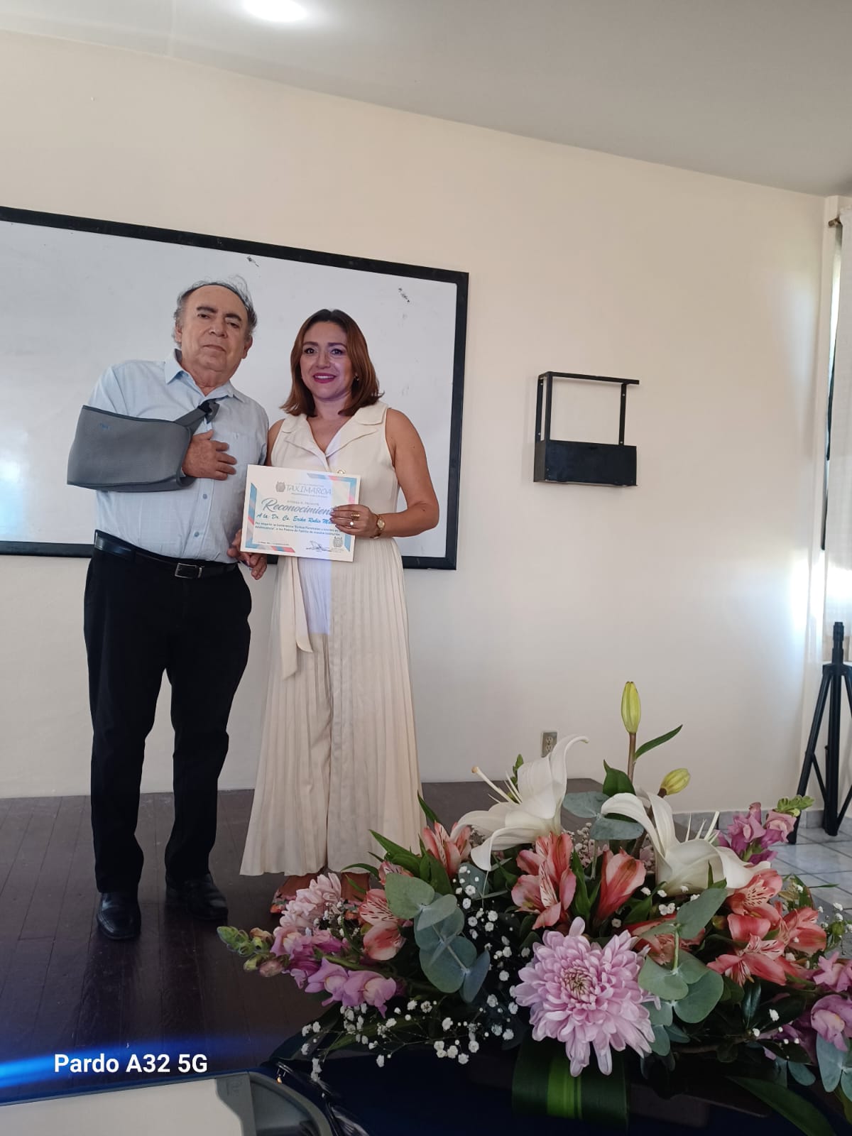 En prepa Taximaroa se realizó sesión de Escuela para padres