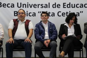 Toño Ixtláhuac agradece a la Presidenta de México por más de 9 mil becas de Educación Básica Rita Cetina