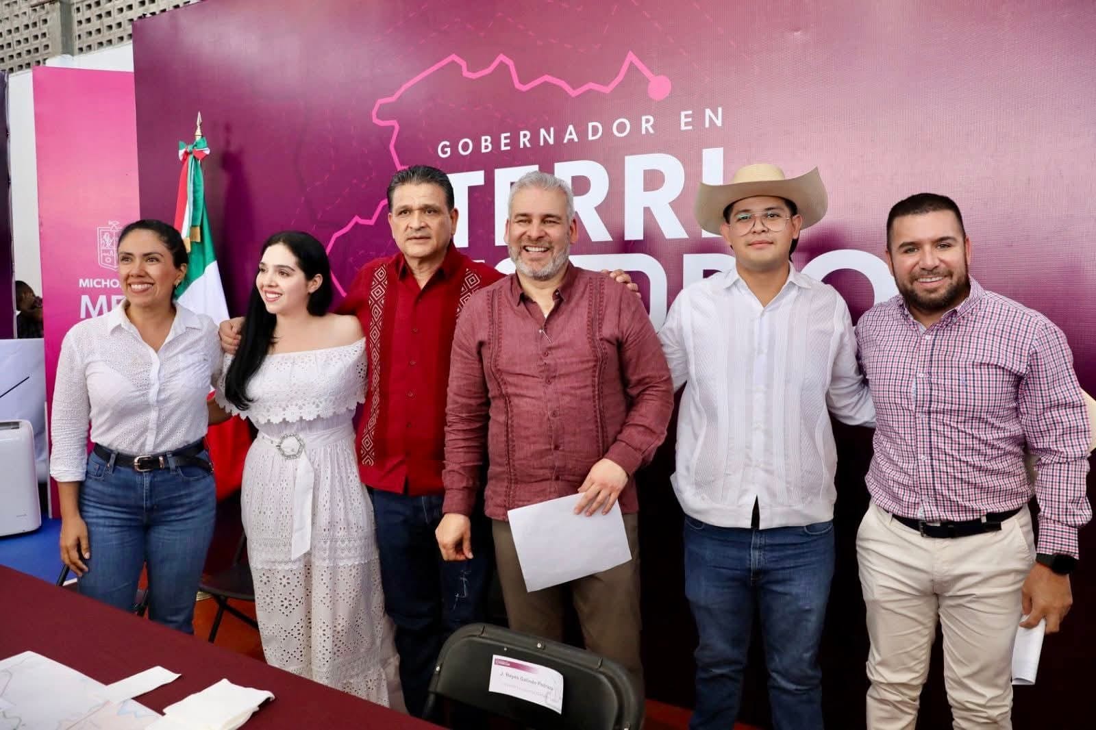 Celebra Reyes Galindo acciones para el bienestar de Múgica