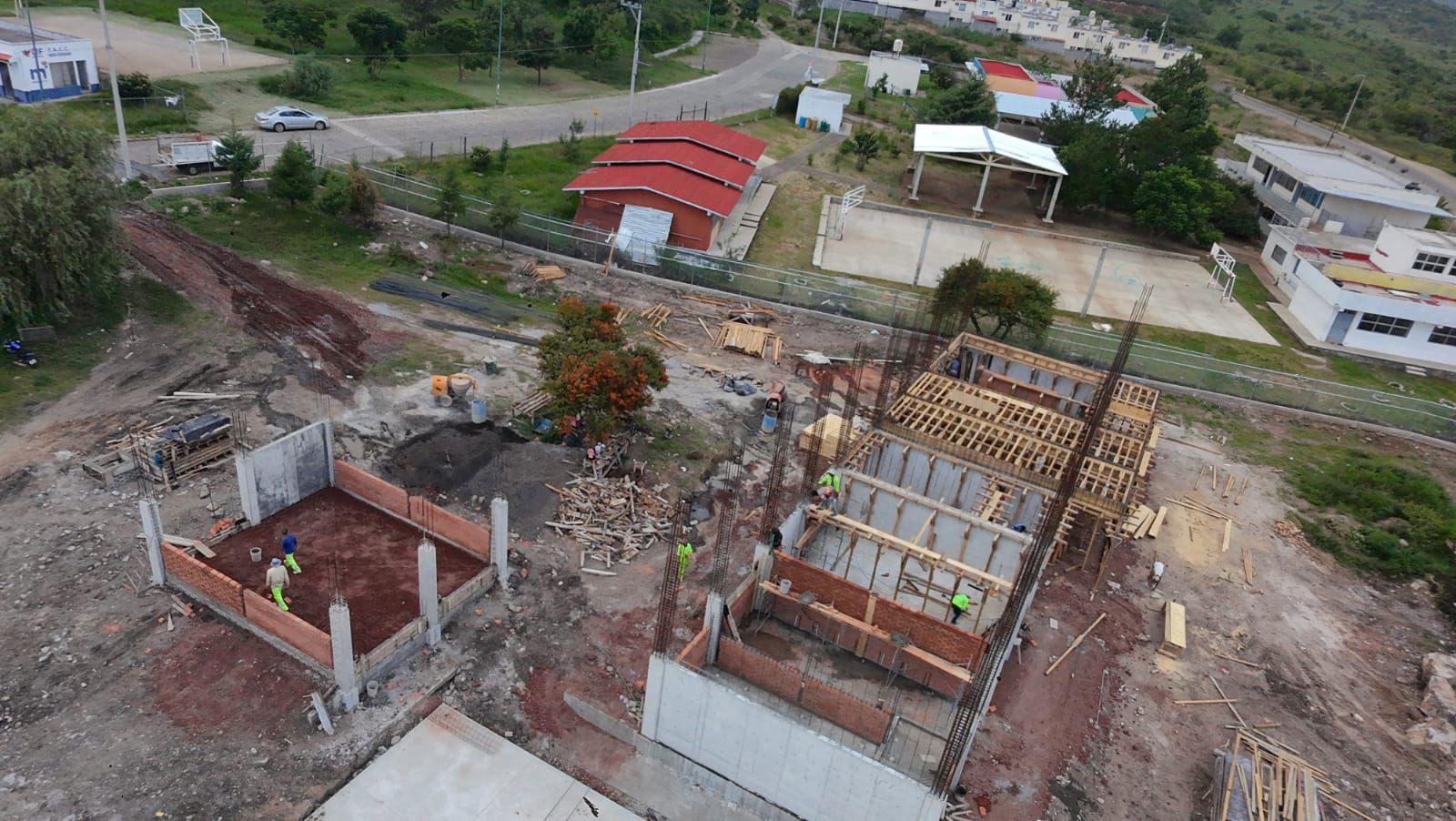Impulsamos la educación con nueva infraestructura para secundaria de Arko San Pedro: Rogelio Zarazúa