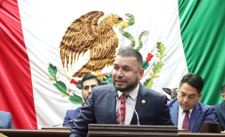 El GPPT honrará la confianza que dio la gente: Reyes Galindo al iniciar Segundo Año Legislativo