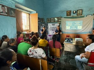 Fiscalía General lleva charlas de prevención de la violencia a madres de familia de Zamora