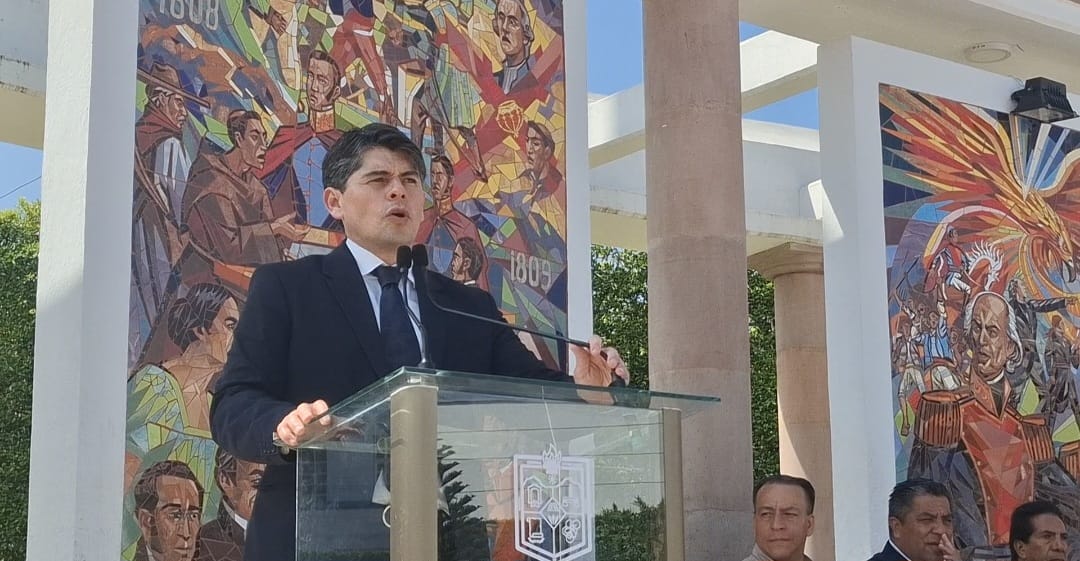 Zitácuaro honra el espíritu de la independencia como guía para los retos actuales: Toño Ixtláhuac