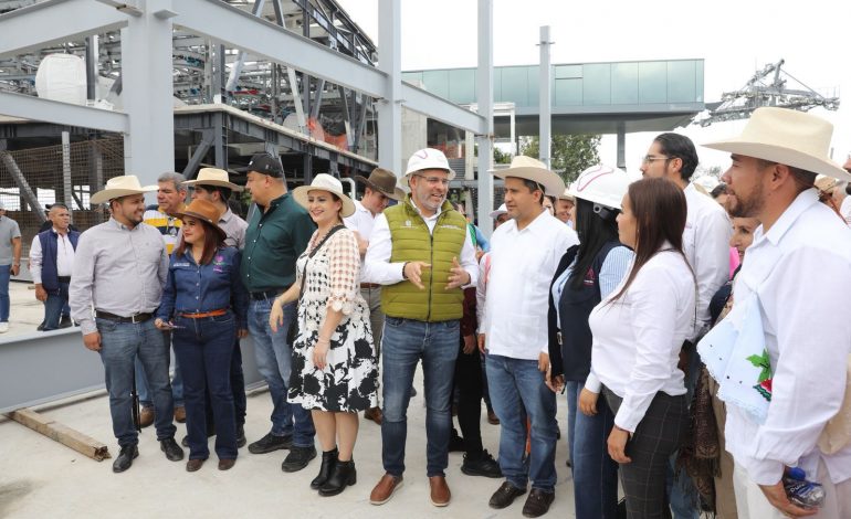 Supervisa Bedolla construcción del nuevo DIF Uruapan; registra avance del 55 %