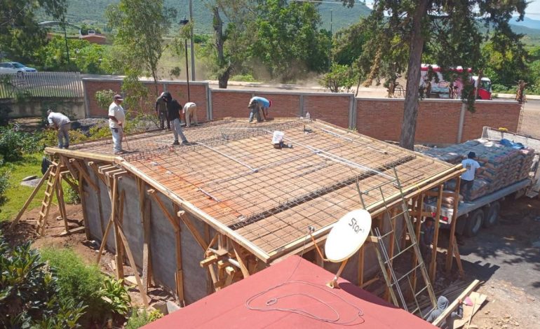 Avanza construcción de nueva infraestructura para Telebachillerato en Tarímbaro: Rogelio Zarazúa