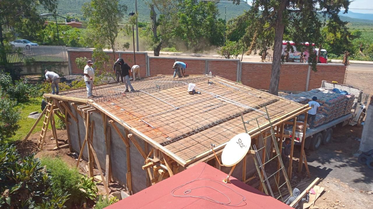 Avanza construcción de nueva infraestructura para Telebachillerato en Tarímbaro: Rogelio Zarazúa