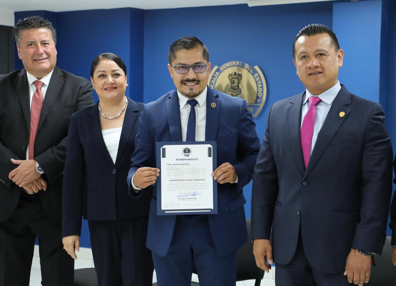 Honestidad y transparencia, valores clave para el crecimiento profesional del personal de la Fiscalía: Carlos Torres Piña
