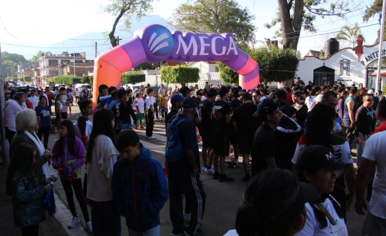 Un gran éxito: más de 700 personas participaron en la Carrera Atlética “Miguel Hidalgo” en Zitácuaro