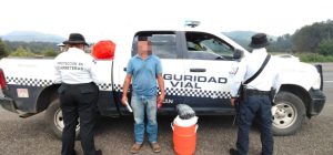 SSP detiene a hombre que viajaba con más de 660 mil pesos